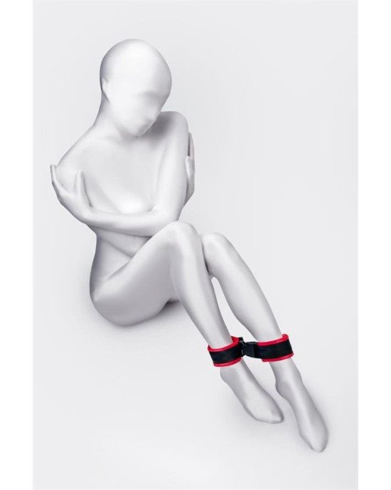 Наручники - Anonymo handcuffs, velour, red, 29 cm Наручники - Anonymo handcuffs, velour, red, 29 cm