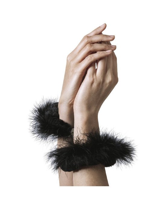 Наручники металеві Adrien Lastic Handcuffs Black з чорною пухнастою обробкою Наручники металеві Adrien Lastic Handcuffs Black з чорною пухнастою обробкою