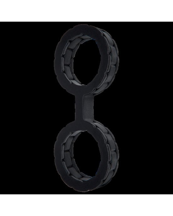 Наручники з силікону Doc Johnson The Cuffs Large - Black, добре тягнуться, для рук і для ніг Наручники з силікону Doc Johnson The Cuffs Large - Black, добре тягнуться, для рук і для ніг