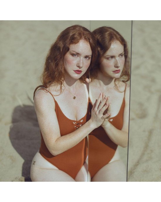 Набір Bijoux Indiscrets HOROSCOPE - Gemini (Близнюки) вібратор на палець, гель для клітора, підвіска Набір Bijoux Indiscrets HOROSCOPE - Gemini (Близнюки) вібратор на палець, гель для клітора, підвіска