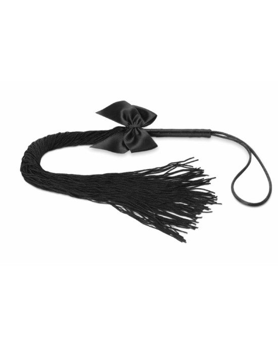 Батіг Bijoux Indiscrets - Lilly - Fringe whip прикрашений шнуром і бантиком, в подарунковій упаковці Батіг Bijoux Indiscrets - Lilly - Fringe whip прикрашений шнуром і бантиком, в подарунковій упаковці