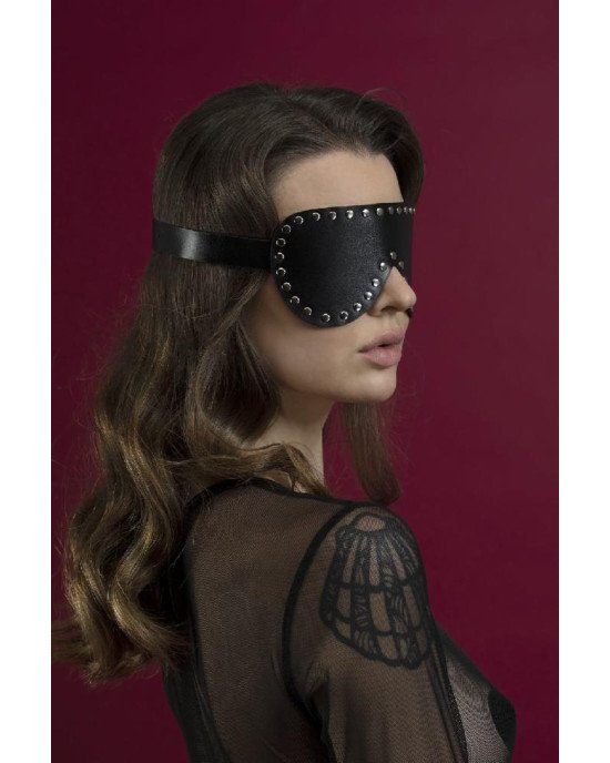 Маска на очі з заклепками Feral Feelings - Blindfold Mask, натуральна шкіра, чорна Маска на очі з заклепками Feral Feelings - Blindfold Mask, натуральна шкіра, чорна