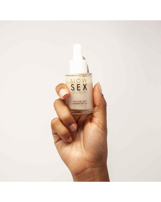 Суха олія-шимер для волосся та тіла Bijoux Indiscrets Slow Sex Hair and skin shimmer dry oil Суха олія-шимер для волосся та тіла Bijoux Indiscrets Slow Sex Hair and skin shimmer dry oil