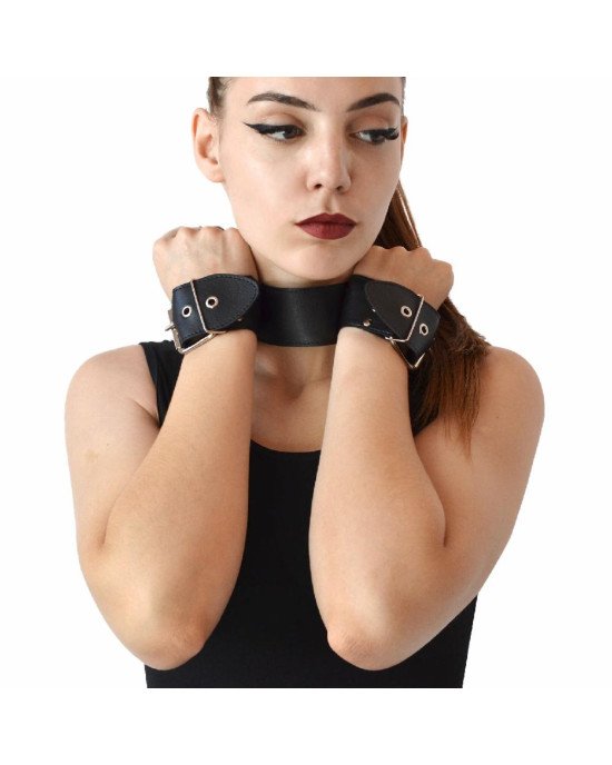 Нашийник з наручниками із натуральної шкіри Art of Sex - Bondage Collar with Handcuffs Нашийник з наручниками із натуральної шкіри Art of Sex - Bondage Collar with Handcuffs