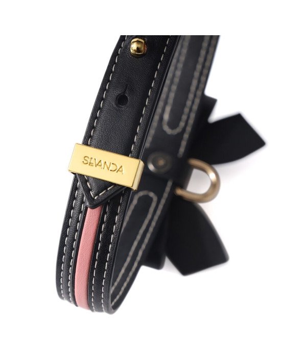 Повідець LOCKINK SEVANDA Love Heart Butterfly Leather Collar Set - Black Повідець LOCKINK SEVANDA Love Heart Butterfly Leather Collar Set - Black