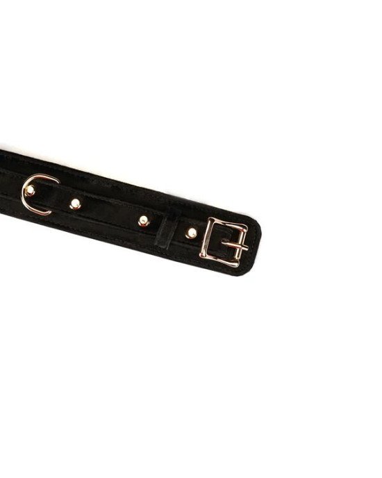 Нашийник з повідцем Liebe Seele Boudoir Amor Collar with Leash Black Нашийник з повідцем Liebe Seele Boudoir Amor Collar with Leash Black