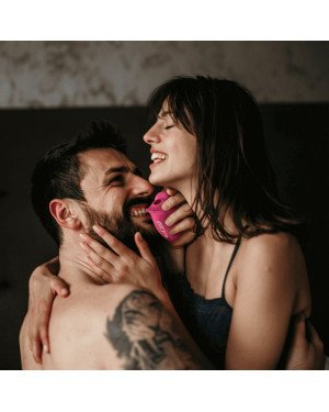 Вакуумний стимулятор Fun Factory Belle Raspberry, 11 режимів роботи, перезаряджуваний Вакуумний стимулятор Fun Factory Belle Raspberry, 11 режимів роботи, перезаряджуваний