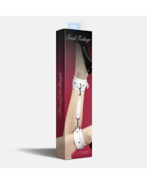Поножі Feral Feelings - Ankle Restraints White, натуральна шкіра Поножі Feral Feelings - Ankle Restraints White, натуральна шкіра