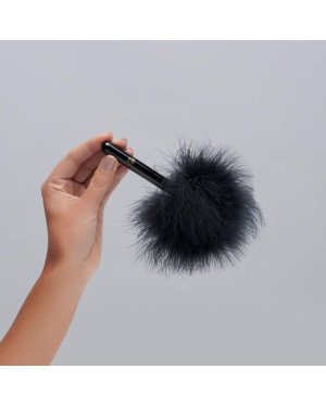 Мітелка YESforLOV CARESSING FEATHER