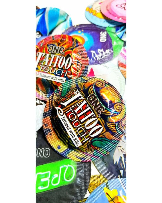 Презервативи ONE Tattoo Touch (рельєфний малюнок) (по 1 шт) (упак. може відрізнятися кольор. та рис.) Презервативи ONE Tattoo Touch (рельєфний малюнок) (по 1 шт) (упак. може відрізнятися кольор. та рис.)