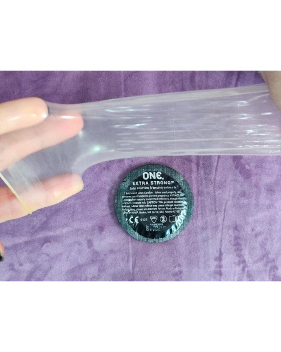Презервативи ONE Extra Strong (міцні) (по 1 шт) (упаковка може відрізнятися кольором та малюнком)