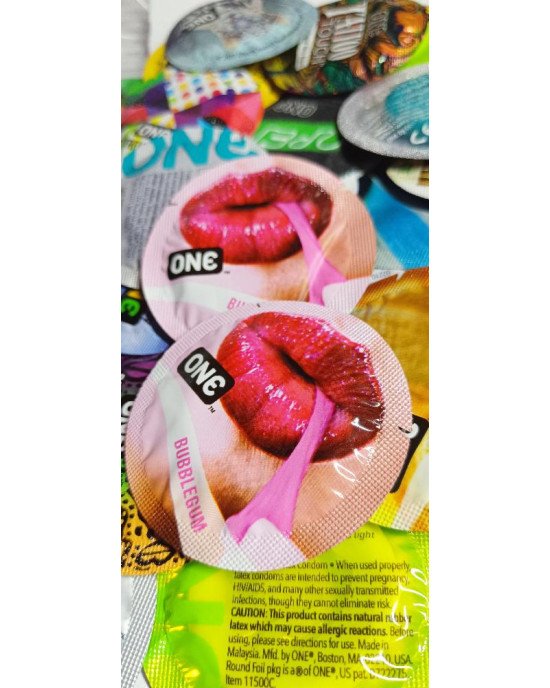 Презервативи ONE Bubblegum (ароматизовані) (по 1 шт) (упаковка може відрізнятися кольором та малюнком) Презервативи ONE Bubblegum (ароматизовані) (по 1 шт) (упаковка може відрізнятися кольором та малюнком)