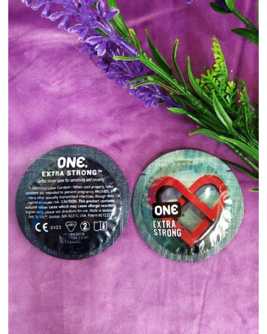 Презервативи ONE Extra Strong (міцні) (по 1 шт) (упаковка може відрізнятися кольором та малюнком)