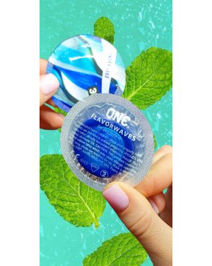 Презервативи ONE Fresh Mint (ароматизовані) (по 1 шт) (упаковка може відрізнятися кольором та малюнком)